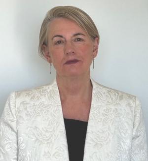 Gail Furness SC headshot